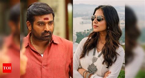 Thalapathy 64 actress Malavika Mohanan jets off on a vacation after ...