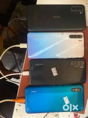 Display broken - Mobile Phones - 1809481106