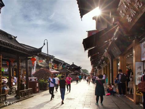 Hangzhou One-Day Tour [Round Trip by High-speed Rail + Cruise on West ...