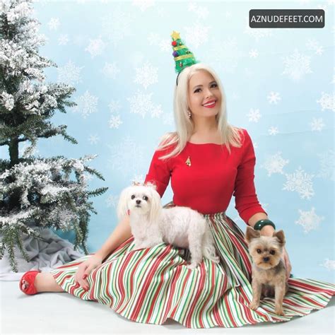 KRISTEN KELLY Feet - AZNudeFeet