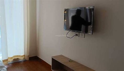 Gaur City Mall in Noida Extension, Noida: Price, Brochure, Floor Plan ...