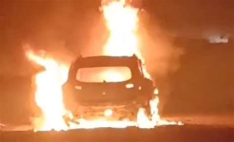 Fire breaks out at a private school in Delhi, car charred