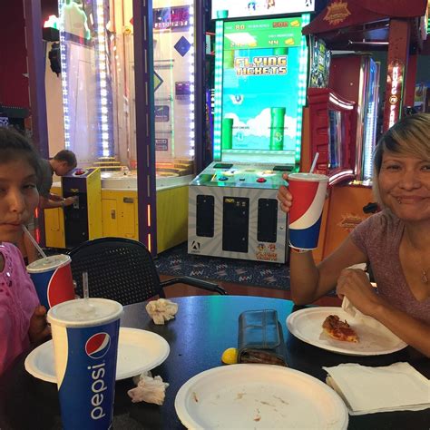 BOONDOCKS FOOD & FUN DRAPER (2025) All You Need to Know BEFORE You Go ...