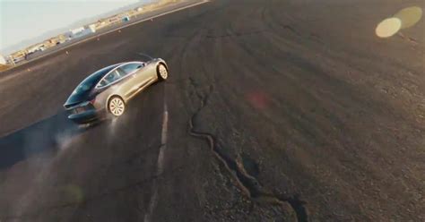 mdoel-3-performance-track-mode - TESLARATI