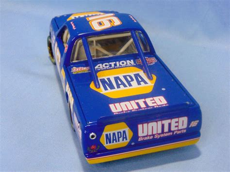 Ron Hornaday Jr. #16 NAPA Chevrolet Diecast Race Truck 1:24 Scale FREE ...