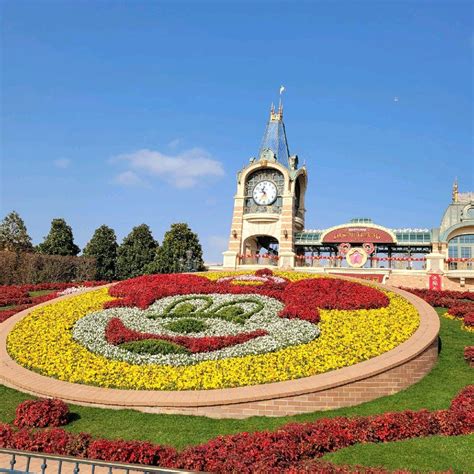 Shanghai Disney Resort Travel Guide 2026: Top Attractions, Things to Do ...