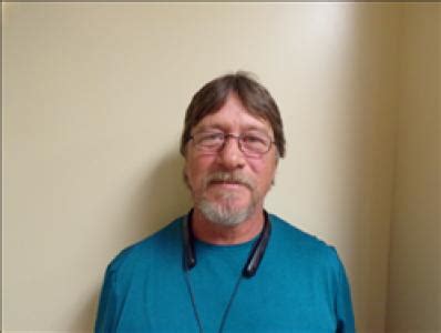 Douglas Wayne Englehart, a registered Sex, Violent, or Drug Offender in ...