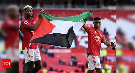 Ole Gunnar Solskjaer defends Paul Pogba and Amad Diallo over displaying ...