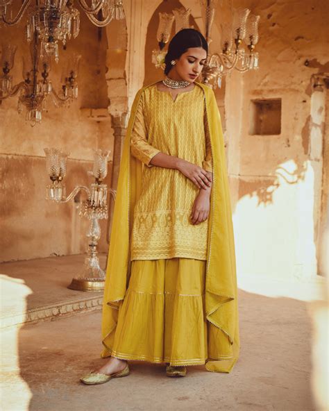 JASHN MUSTARD CHANDERI KURTA WITH KOTA DORIYA DUPATTA – Karaj jaipur