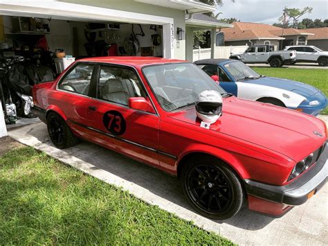 Daniel's 1988 BMW 325is - Holley My Garage