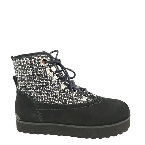 NEW Larroude Vail Boots Womens 8.5 Suede Black Tweed Preppy Cozy City