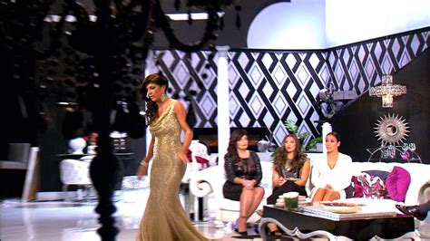 Watch Teresa Giudice Walks Off the Reunion | The Real Housewives of New ...