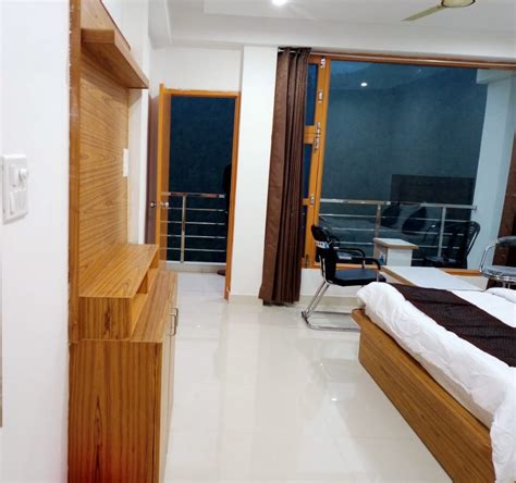 Hotel Sun Star Inn, Phata