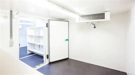 Install Cooler Walk-In Boxes 的图像结果