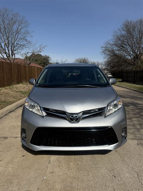 2017 Toyota Sienna for Sale in Grand Prairie, TX - OfferUp