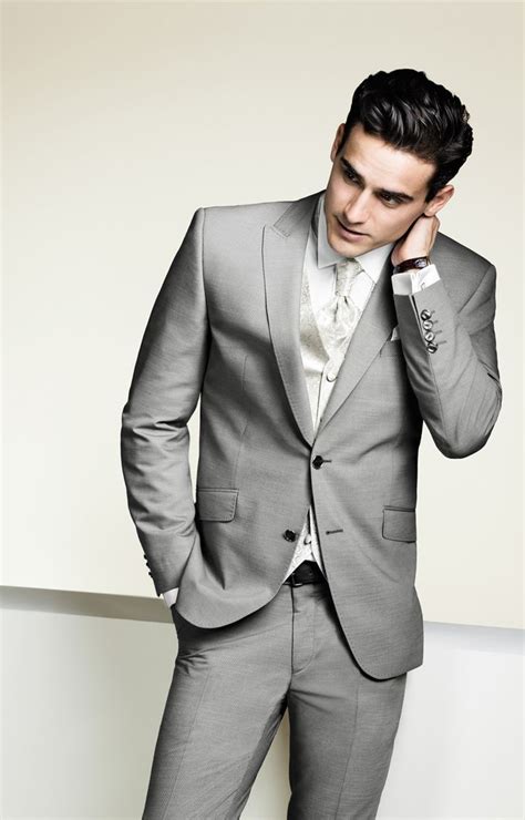 Best Prom Suits 的图像结果