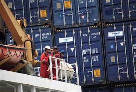 Weak US jobs report puzzles economists - BusinessToday