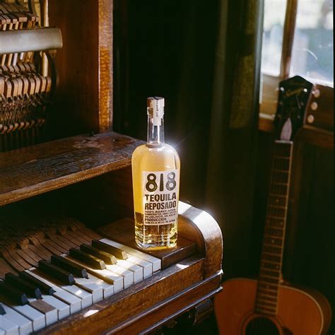 818 Tequila Reposado by Kendall Jenner - Tequila Reposado | Svet nápojov