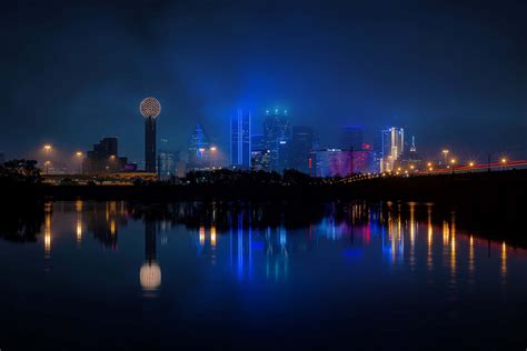 Download A breathtaking view of the Dallas skyline in Texas Wallpaper ...