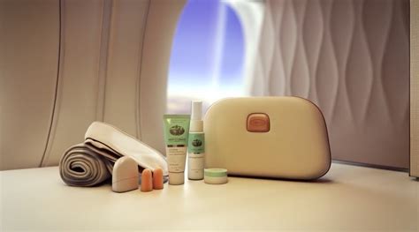 Qatar Airlines Business Class 的图像结果