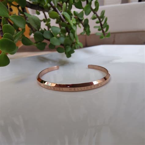 Raha ~ Classic Bracelet – Anokhi India