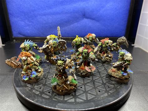 Some Beast Snagga Boyz In a colorful jungle! : r/Warhammer40k