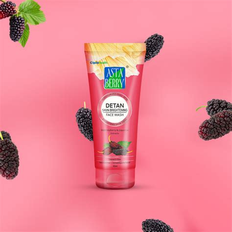 De-Tan Skin Whitening Face Wash | Astaberry