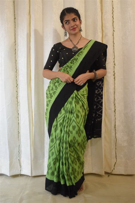 Gārgi- Green Cotton Pochampally Ikat Saree – Ādhyavi