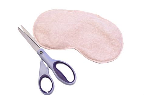 DIY Eye Mask Pattern 的图像结果