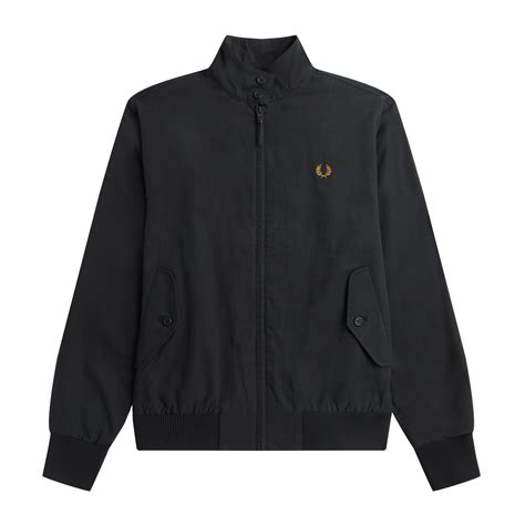 Buy Men Solid Regular Fit Black Online - 927344 | The Collective