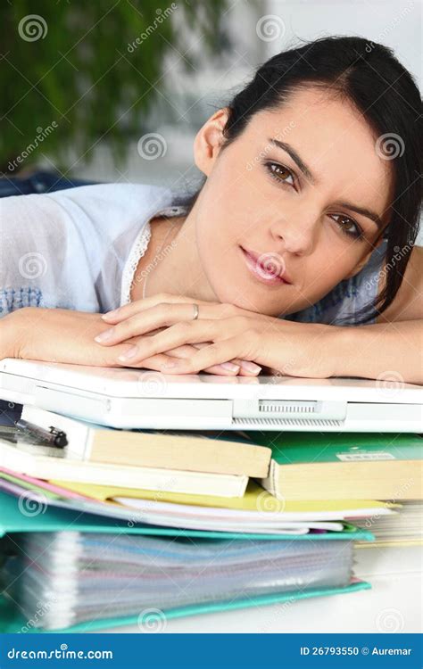 Overworked Female 的图像结果