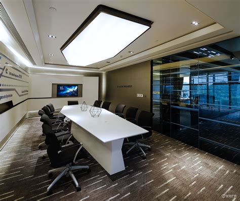 欧美式办公机房设计效果图-办公室装修效果图-保驾护航装修网