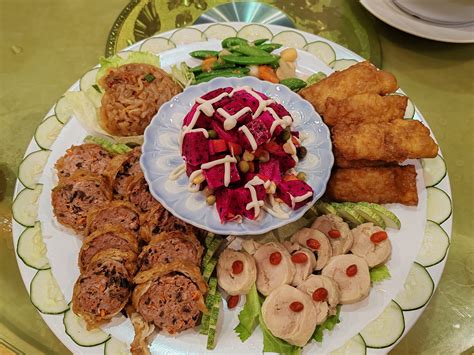 Canton Kitchen Happy Garden Dinner | Chiefeater.com