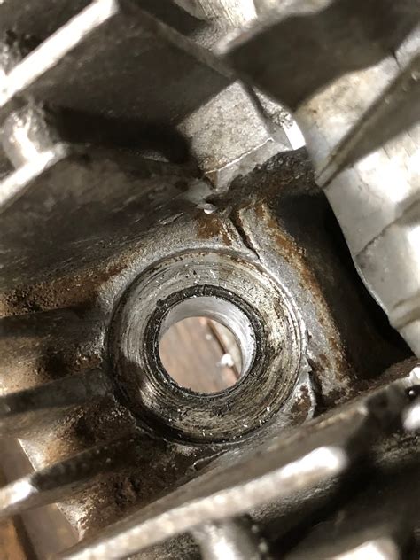 Spark Plug Cross Threaded Repair 的图像结果