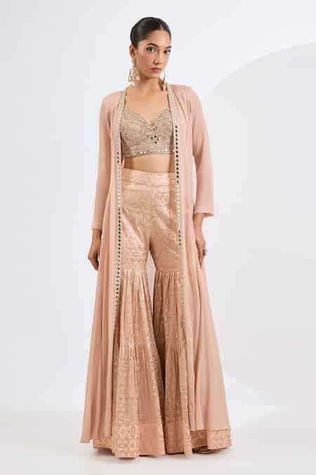 Shop luxurious Neha Khullar Lehengas Online