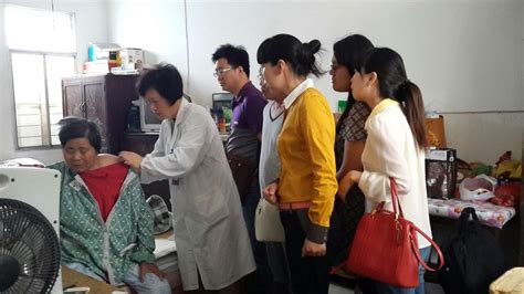 中医职业技能培训为毕业生提供发展新出路！_重庆市六合职业培训学校