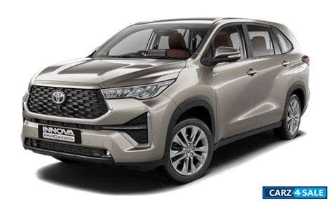 Toyota Innova Hycross GX(O) 7S Petrol CVT price, specs, mileage ...