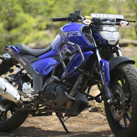 Yamaha FZs – Moto Torque