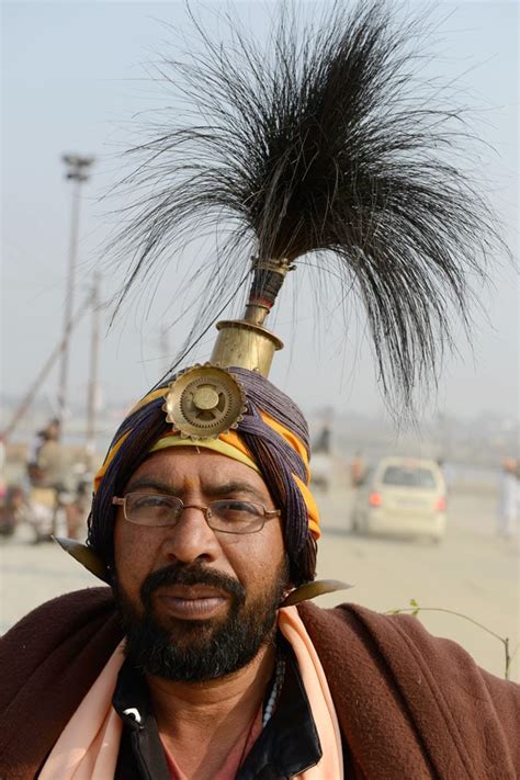 Welcome to the Mahakumbh 2013: Wash away them sins and soak in the ...