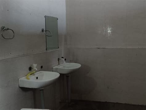 Taps stolen again in surat civil, Taps stolen again from Kidney ...