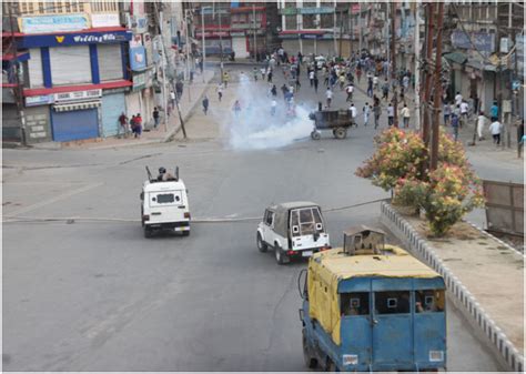 Pellets Continue to Injure in Kashmir, MHA Panel for Crowd Control