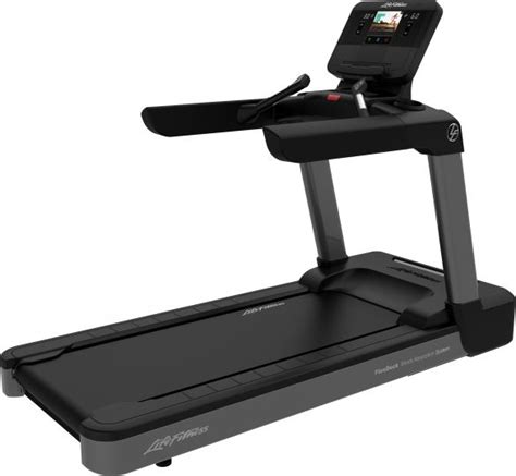 Life Fitness Integrity series professional treadmill DX online? Find it ...
