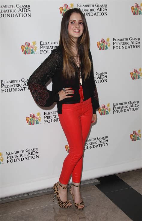 Hot Hollywood: Laura Marano Fashion
