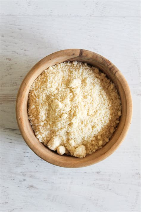 Hazelnut Flour vs Almond Flour: Baking Tips & Substitutes - Zest for Baking