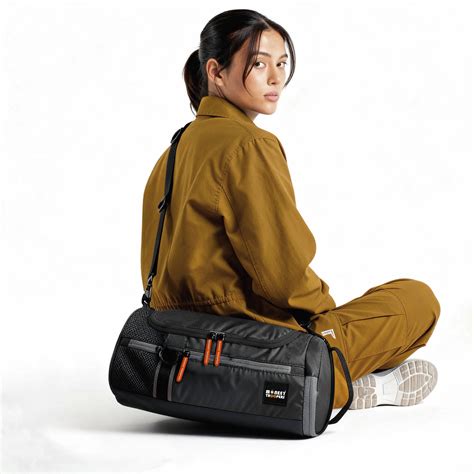 Pumpack Duffle Bag Black | Monkey Troopers® Gym & Shoe Compartment