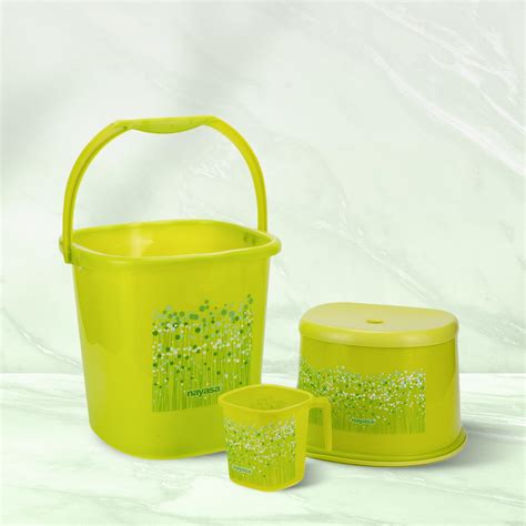 Buy Nayasa Plastic Funk Square 3 Pcs Bathroom Set | Bucket 25 L + Mug 1 ...