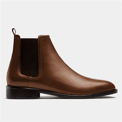 Men's Chelsea Boots in brown leather with a dark brown elastic band