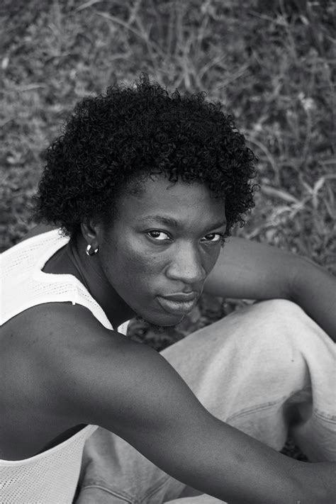 Hannah+Barron+Black+Bikini Photos, Download The BEST Free Hannah+Barron ...