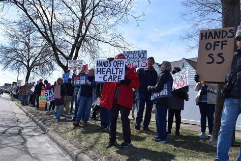 In Madison, hundreds join nationwide protest of Trump administration - WPR