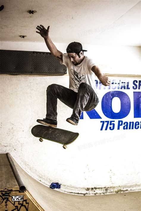 空中滑板 的图像结果